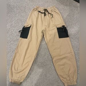 SHEIN Cargo pants with asjustable waist band and garterize ankle fit